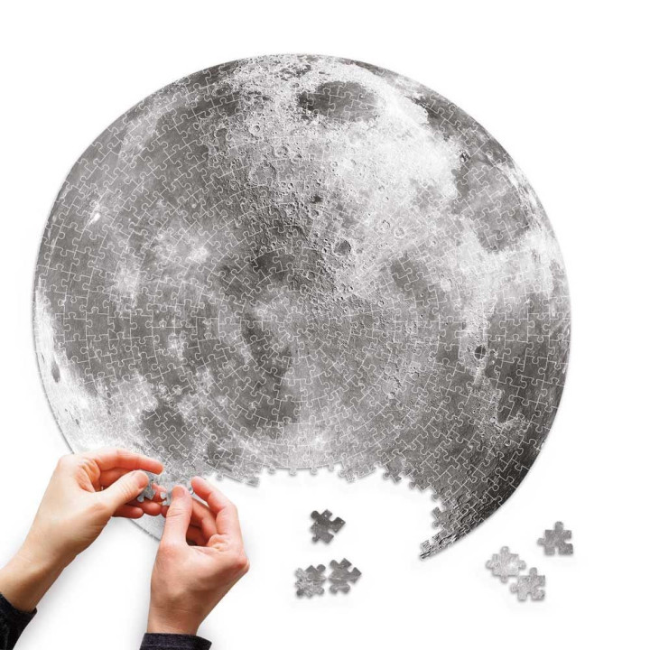 CLEMENTONI 500ч. Пъзел SPACE COLLECTION ROUND Moon 35108